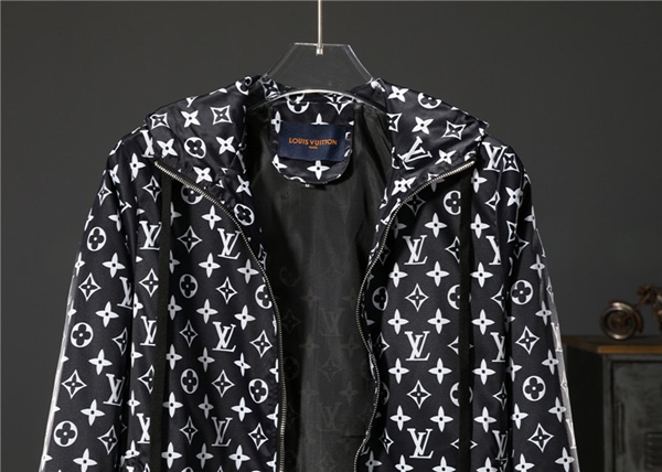 ブランドジャケット着用イメージ